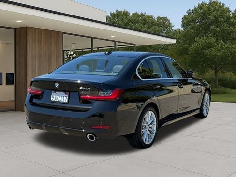 Certified 2024 BMW 330i Sedan w/ Convenience Package RWD image 8
