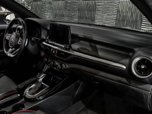 Used 2021 Kia Forte GT image 14