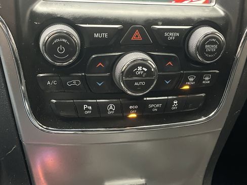 Used 2018 Jeep Grand Cherokee Altitude image 20