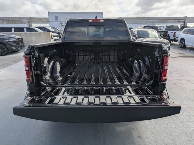 Used 2025 RAM 1500 Tradesman AWD/4WD image 11