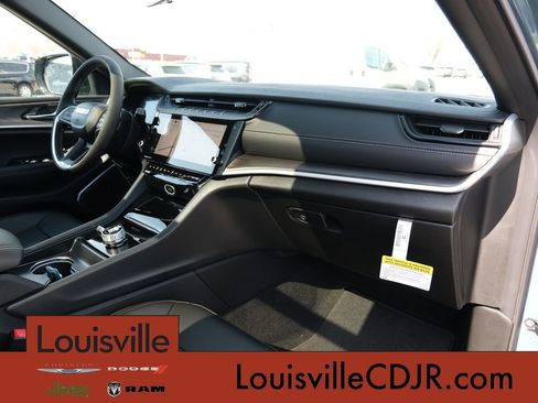 New 2026 Jeep Grand Cherokee Limited AWD/4WD image 34