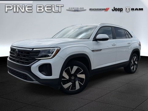 Used 2024 Volkswagen Atlas Cross Sport SE FWD image 1