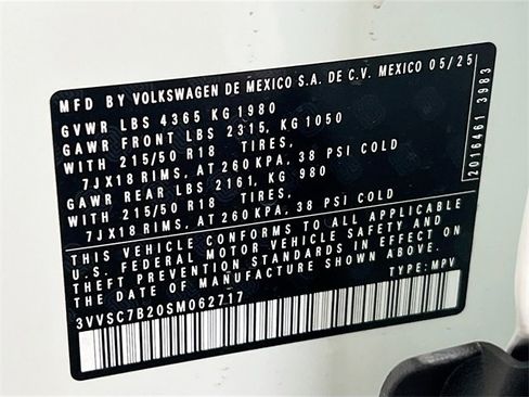 New 2025 Volkswagen Taos SE image 31