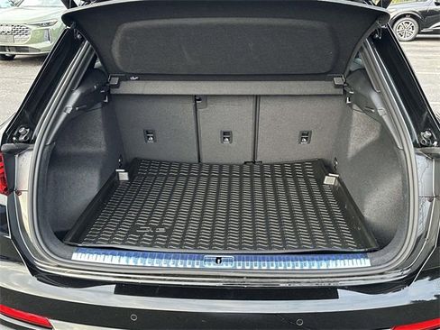 Certified 2025 Audi Q3 2.0T Premium w/ Convenience Package image 14