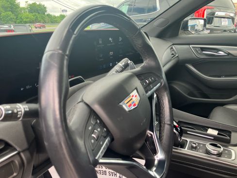 Used 2025 Cadillac CT5 Premium Luxury RWD image 8