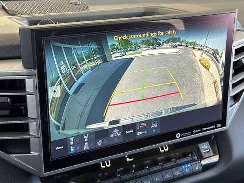 Used 2024 Toyota Tundra Limited image 20