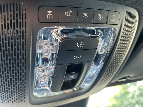 Certified 2025 Mercedes-Benz GLA 250 image 36
