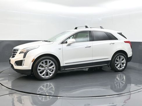 Used 2018 Cadillac XT5 Luxury w/ LPO, Sport Package image 8