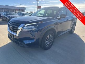 Used 2024 Nissan Pathfinder SV 360° Tour