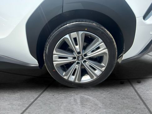 Used 2023 Subaru Solterra AWD image 33