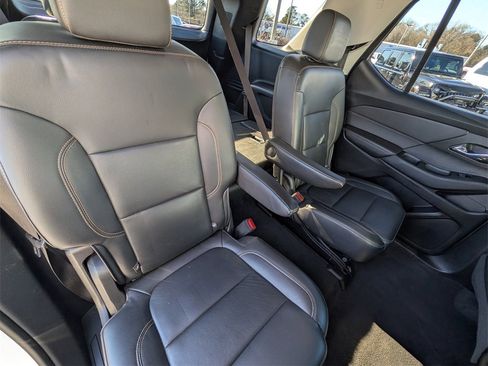 Used 2020 Chevrolet Traverse RS w/ LPO, Cargo Package image 21
