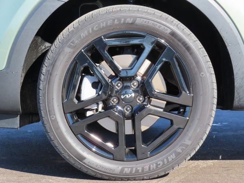 Certified 2024 Kia Telluride EX X-Line image 14