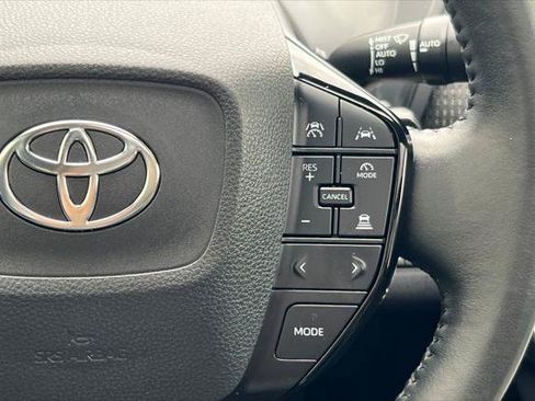 Certified 2023 Toyota bZ4X FWD image 27