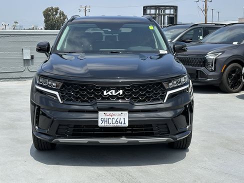 Certified 2023 Kia Sorento S FWD image 11