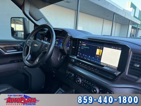 Used 2024 Chevrolet Silverado 2500 High Country w/ High Country Premium Package AWD/4WD image 40