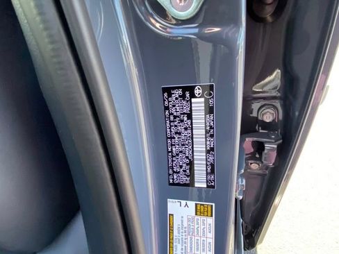 New 2026 Toyota Prius Plug-In Hybrid FWD image 27