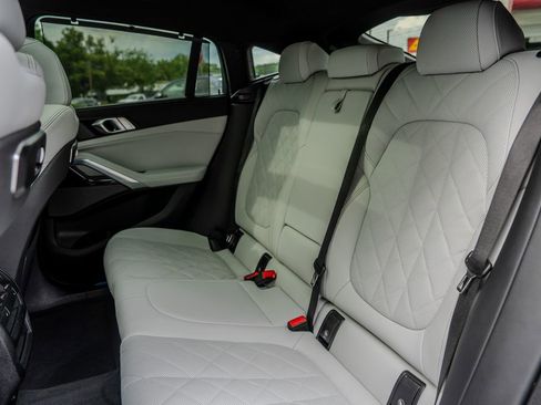 Used 2024 BMW X6 xDrive40i w/ Executive Package AWD/4WD image 22