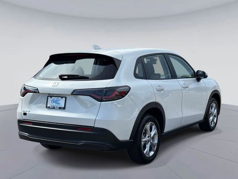 Certified 2023 Honda HR-V LX image 4