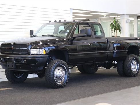 Used 1996 Dodge Ram 3500 Truck 4x4 Club Cab image 1
