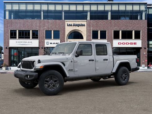 New 2026 Jeep Gladiator Sport image 2