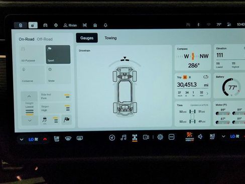 Used 2024 Rivian R1S Adventure AWD/4WD image 18