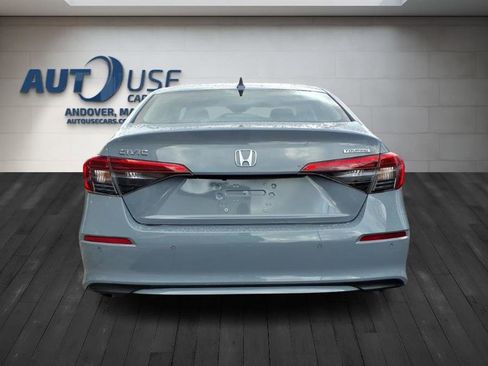 Used 2023 Honda Civic Touring image 10