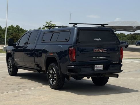 Used 2022 GMC Sierra 2500 AT4 w/ AT4 Preferred Package AWD/4WD image 4