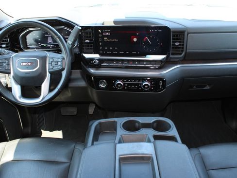 Used 2024 GMC Sierra 1500 SLT RWD image 8