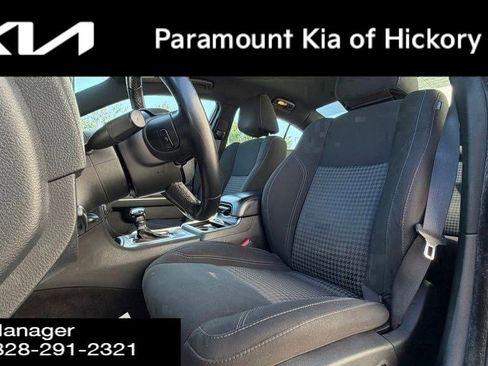 Used 2023 Dodge Charger SXT image 3