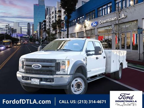 Used 2017 Ford F550 2WD Crew Cab Super Duty image 1