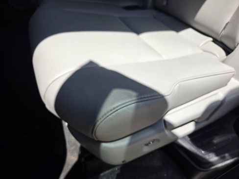 Used 2018 Honda Pilot Touring image 26