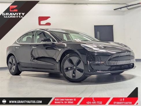 Used 2019 Tesla Model 3 Standard Range image 1