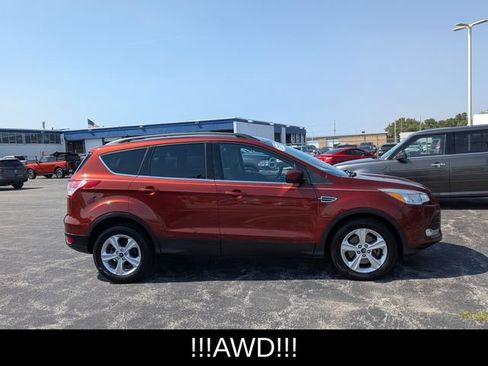 Used 2015 Ford Escape SE w/ Equipment Group 201A AWD/4WD image 9