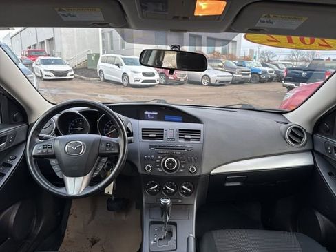 Used 2012 MAZDA MAZDA3 i Touring image 25