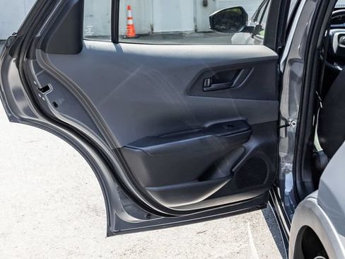 Used 2025 Toyota Prius LE FWD image 19