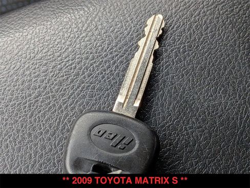 Used 2009 Toyota Matrix S image 24
