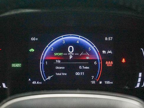 Certified 2025 Toyota Corolla SE w/ SE Premium Package FWD image 27