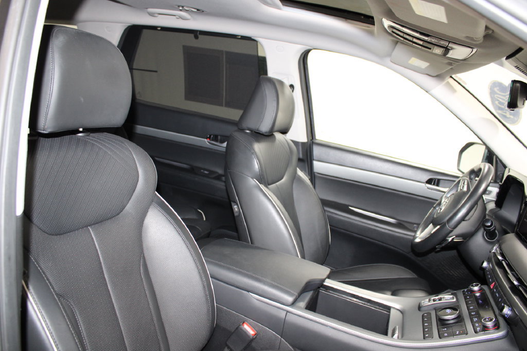 Used 2024 Hyundai Palisade SEL w/ Premium Package FWD image 21