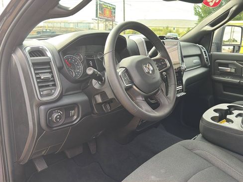 Used 2026 RAM 2500 Big Horn AWD/4WD image 4