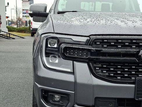 Certified 2025 Ford Ranger Lariat w/ FX4 Off-Road Package image 9