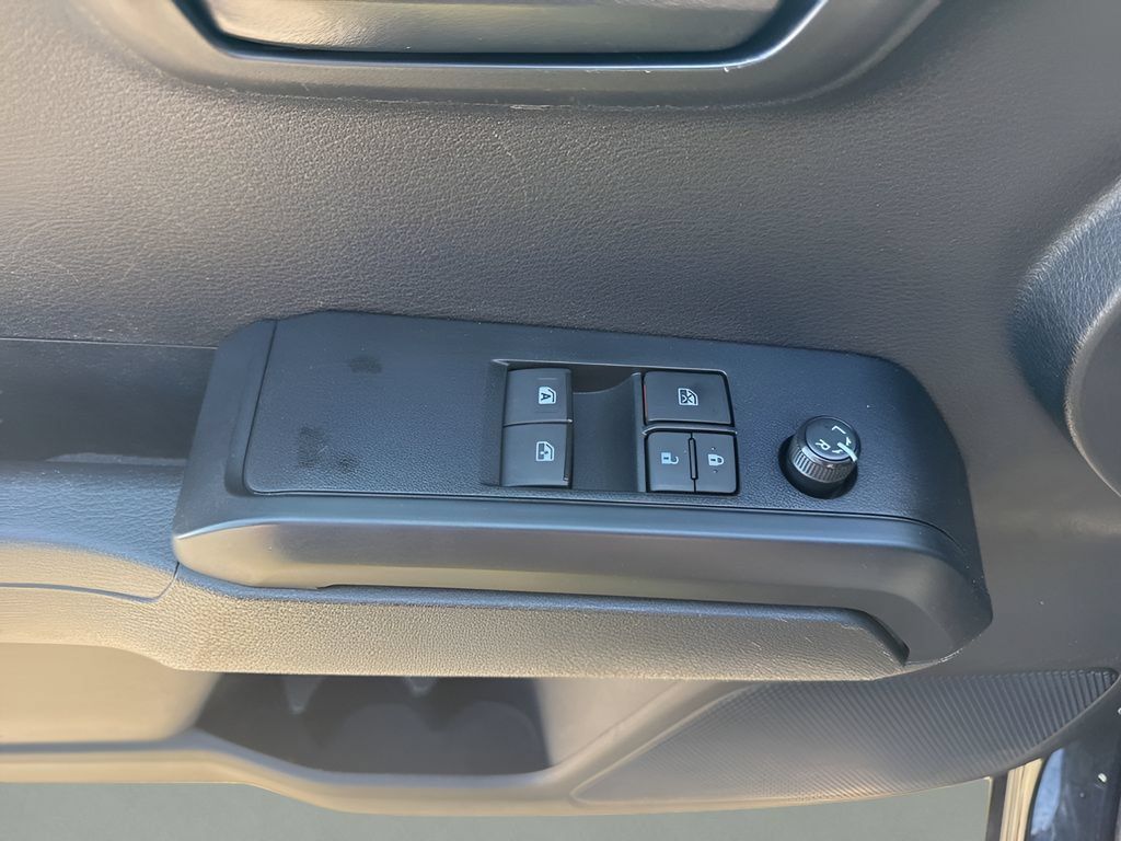 Used 2023 Toyota Tacoma SR AWD/4WD image 23
