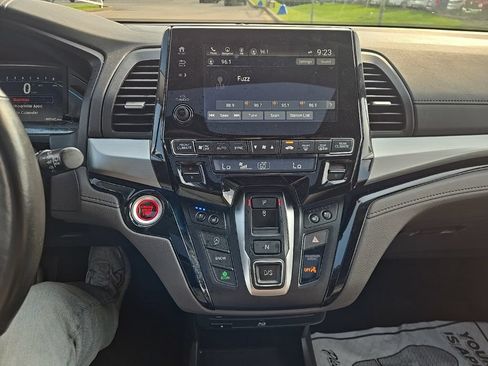 Used 2019 Honda Odyssey Elite image 8
