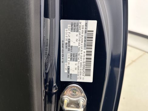 Used 2021 MAZDA MX-5 Miata RF Grand Touring RWD image 19