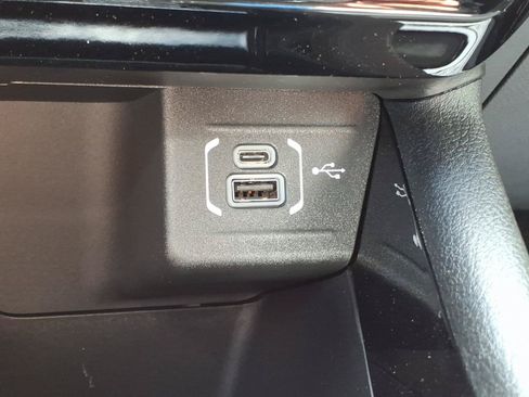 New 2026 Jeep Compass Limited AWD/4WD image 9