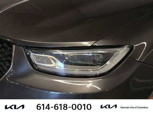 Used 2022 Chrysler Pacifica Touring-L FWD image 14