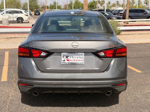 Certified 2025 Nissan Altima 2.5 SR FWD image 5