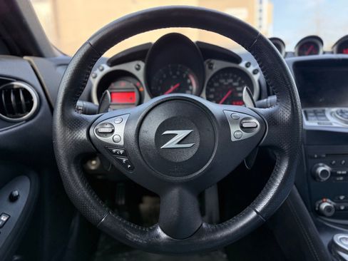Used 2017 Nissan 370Z Touring Sport image 24