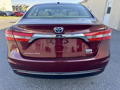 Used 2013 Toyota Avalon XLE Touring FWD image 26