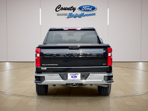 Used 2024 Chevrolet Silverado 1500 LT AWD/4WD image 11