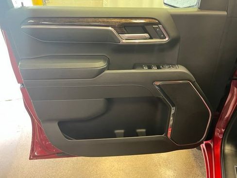 Used 2023 GMC Sierra 1500 Elevation AWD/4WD image 13